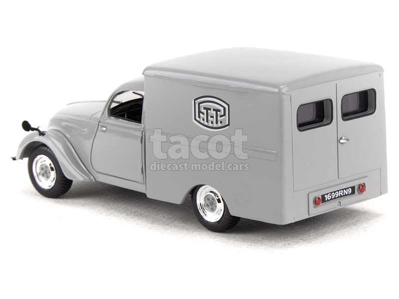 2030 Peugeot 202 Fourgonnette PTT 1946