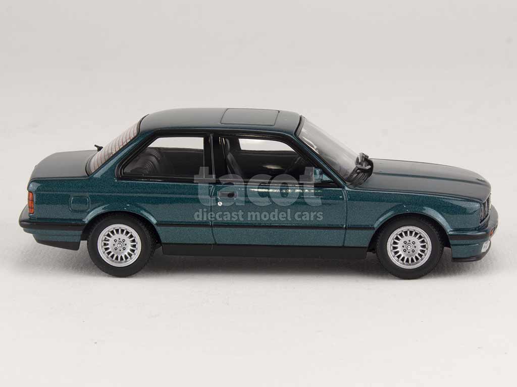 100004 BMW 325i Coupé/ E30 1989