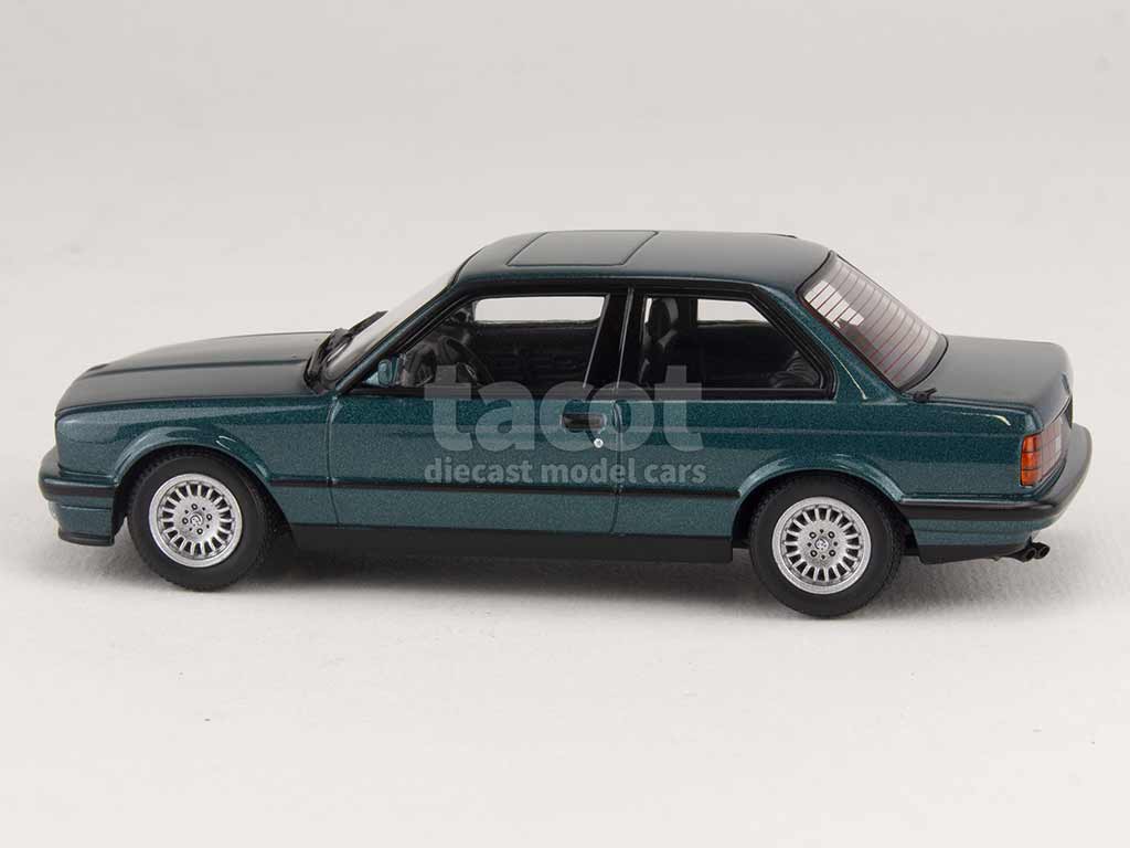 100004 BMW 325i Coupé/ E30 1989