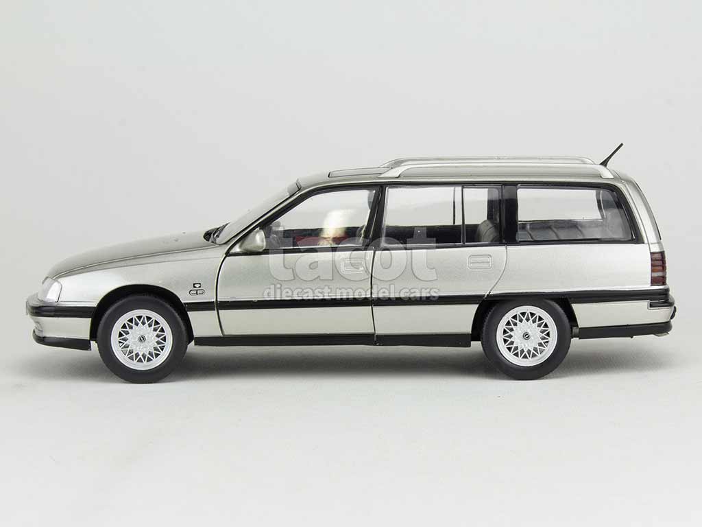 101110 Opel Omega A2 Caravan 1990