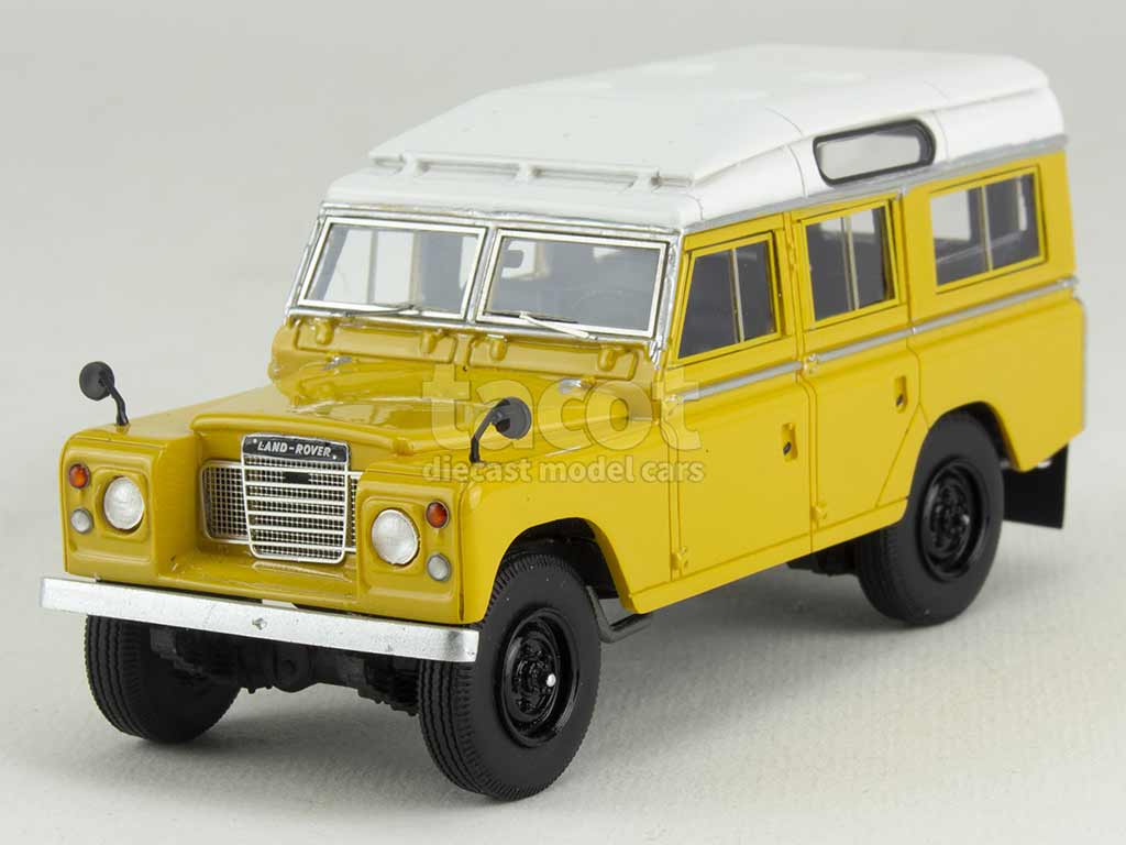 101427 Land Rover Land 109 Serie III 1980