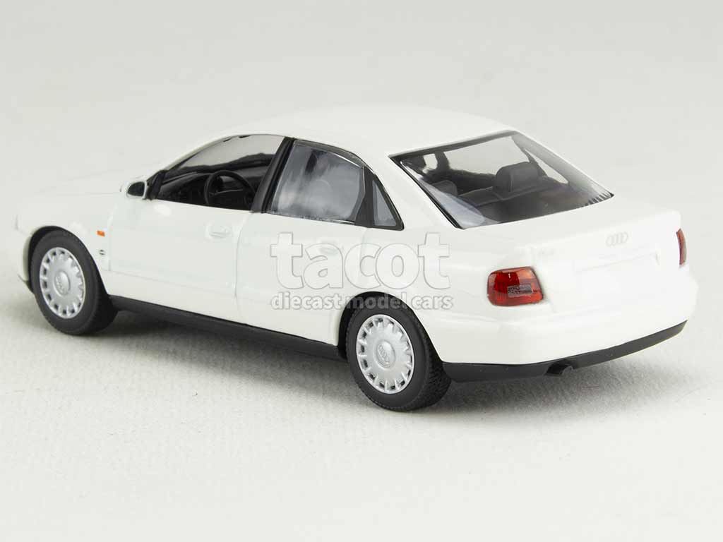 102369 Audi A4 1995