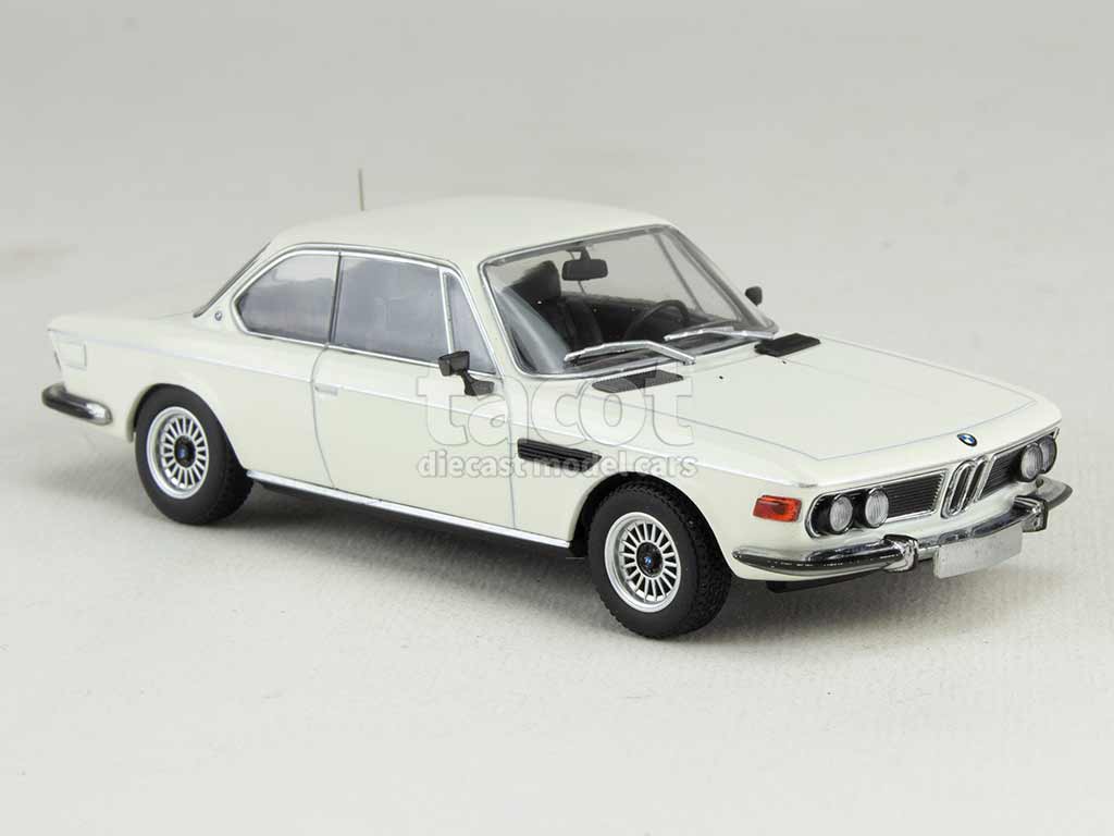102810 BMW 3.0 CS/ E09 1969