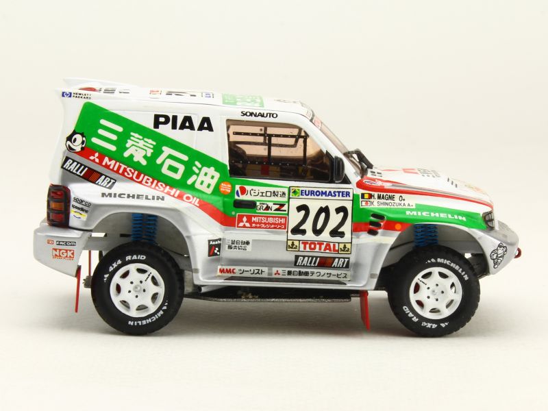 28130 Mitsubishi Pajero Evo Dakar 1999