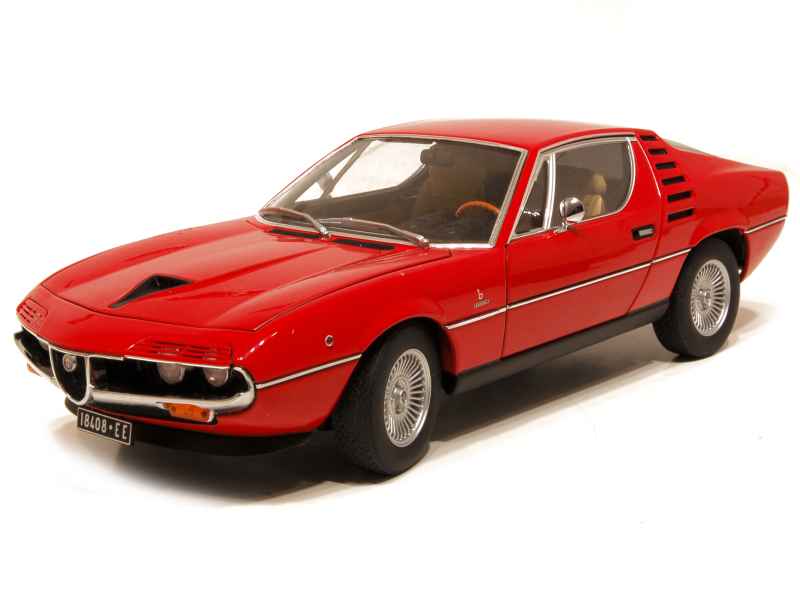 Alfa Romeo Montreal 1970 Autoart 1 18 Autos
