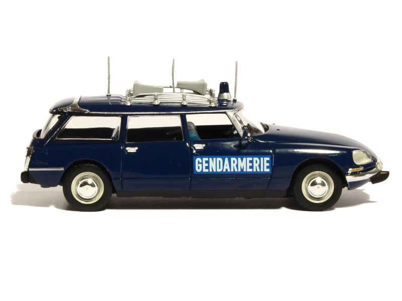 84062 Citroën DS21 Break Gendarmerie 1974