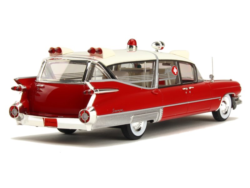 84402 Cadillac S&S Superior Ambulance 1959