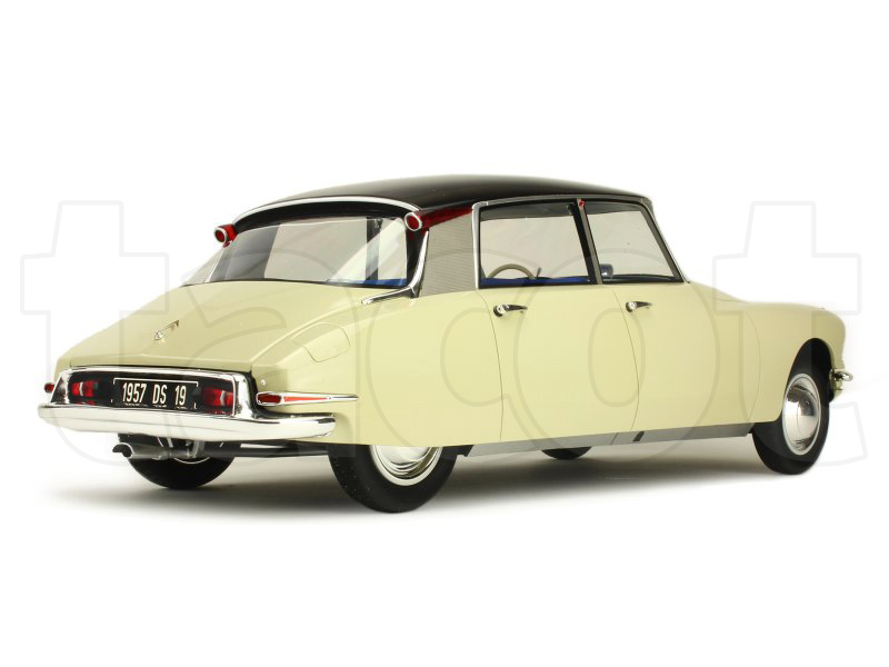 84411 Citroën DS19 1957