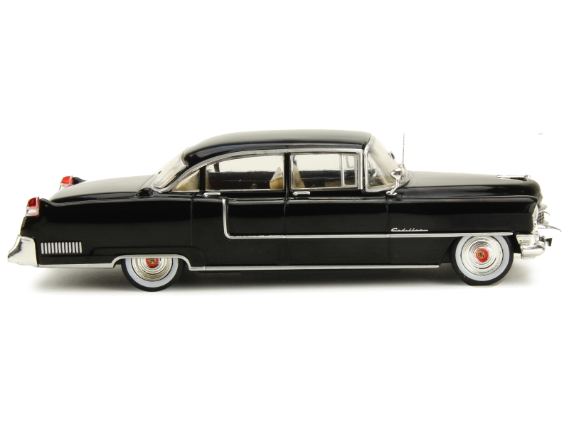 84681 Cadillac Fleetwood Series 60 1955