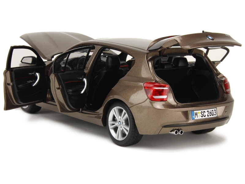 85031 BMW 1 Series/ F20 5 Doors 2011