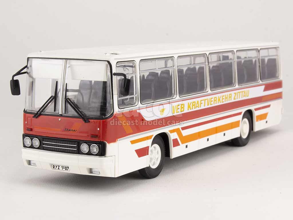 100318 Ikarus 256 Autobus