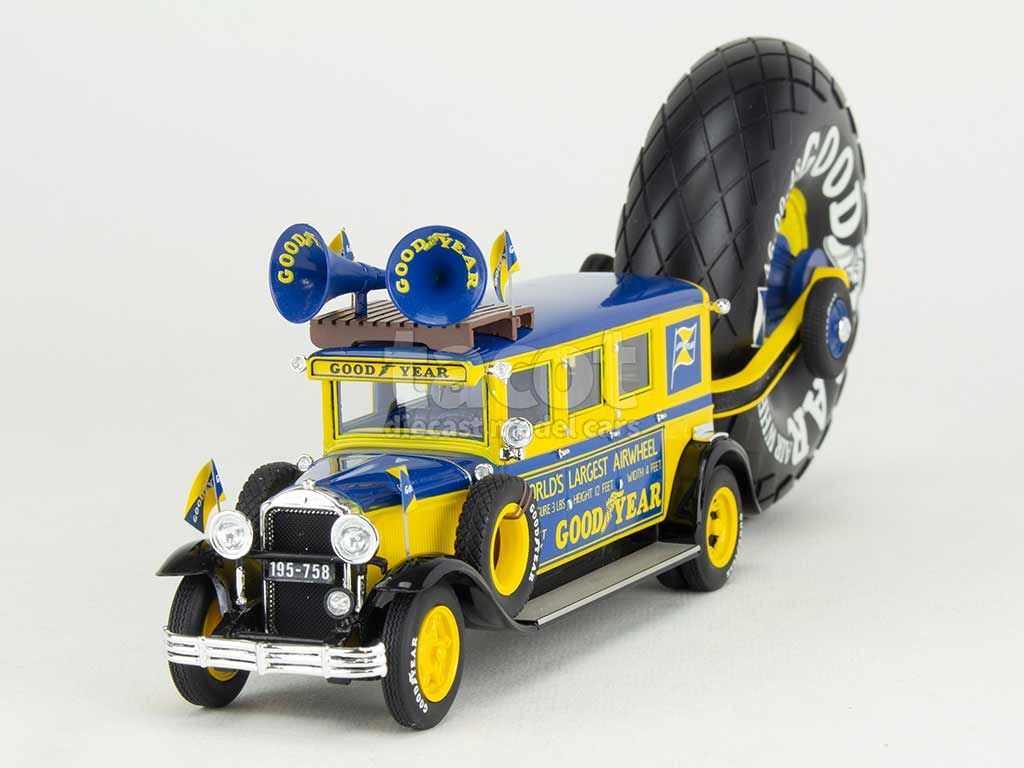 101582 Buick BG Airwheel Promotion Bus 1929