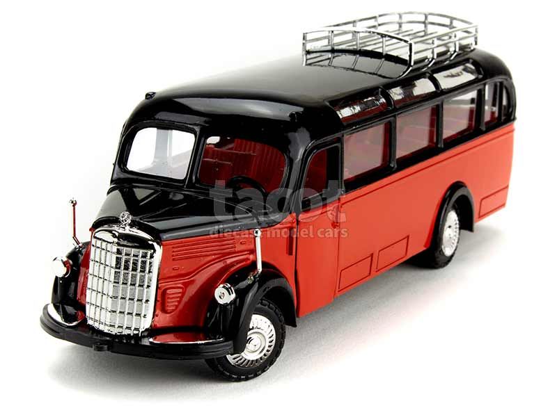 12211 Mercedes O3500 Bus 1949