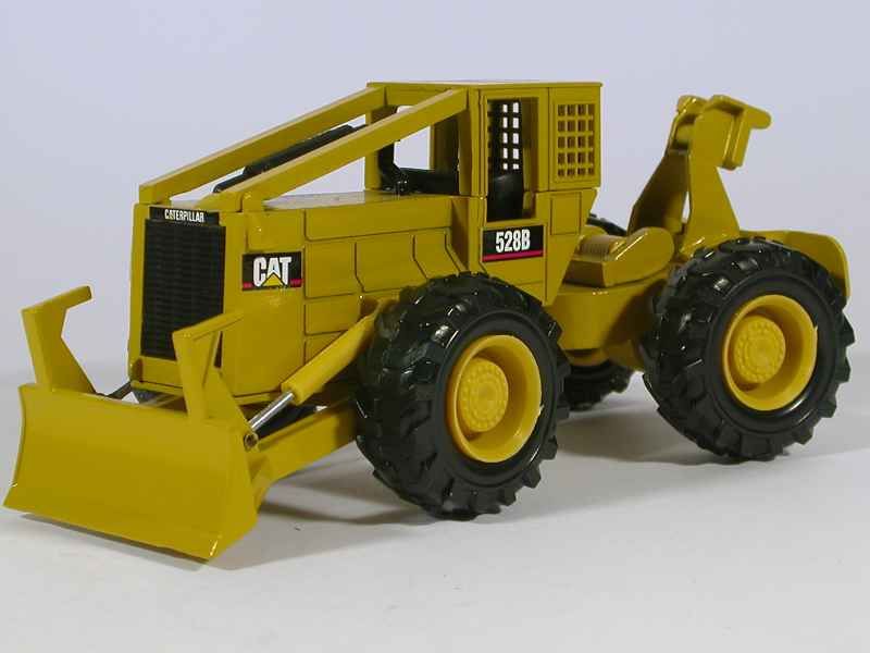 12214 Caterpillar 528 Tracteur FOREST.