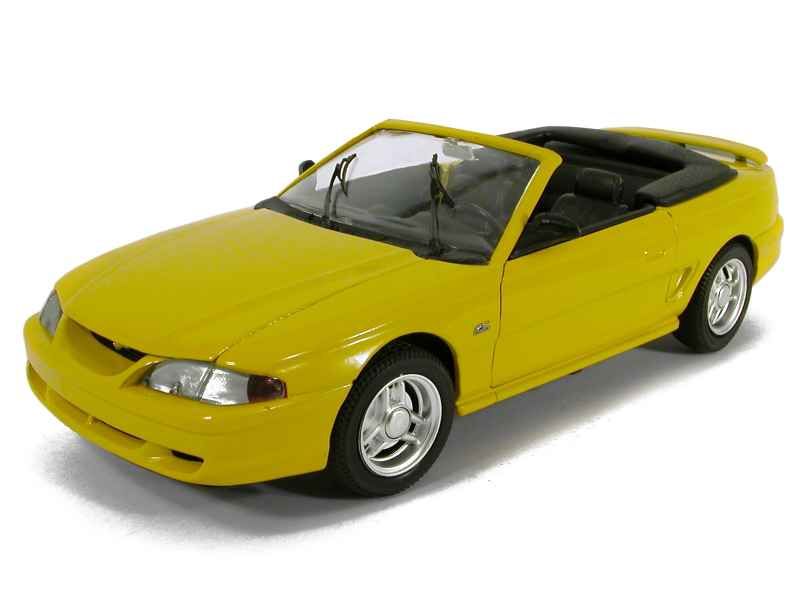 16104 Ford Mustang GT Cabriolet 1994