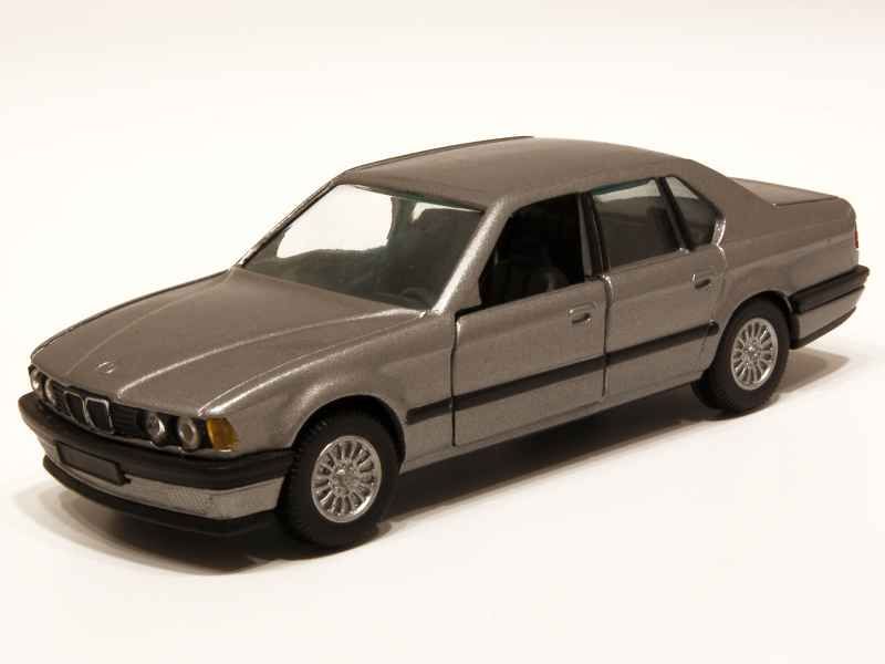 1663 BMW 735i/ E32 1986