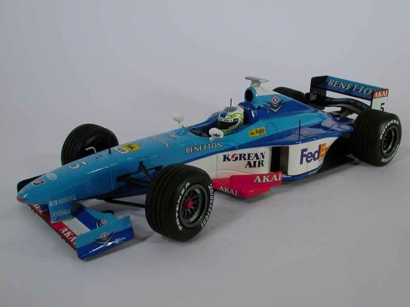 26470 Benetton B198 PLAYLIFE 1998