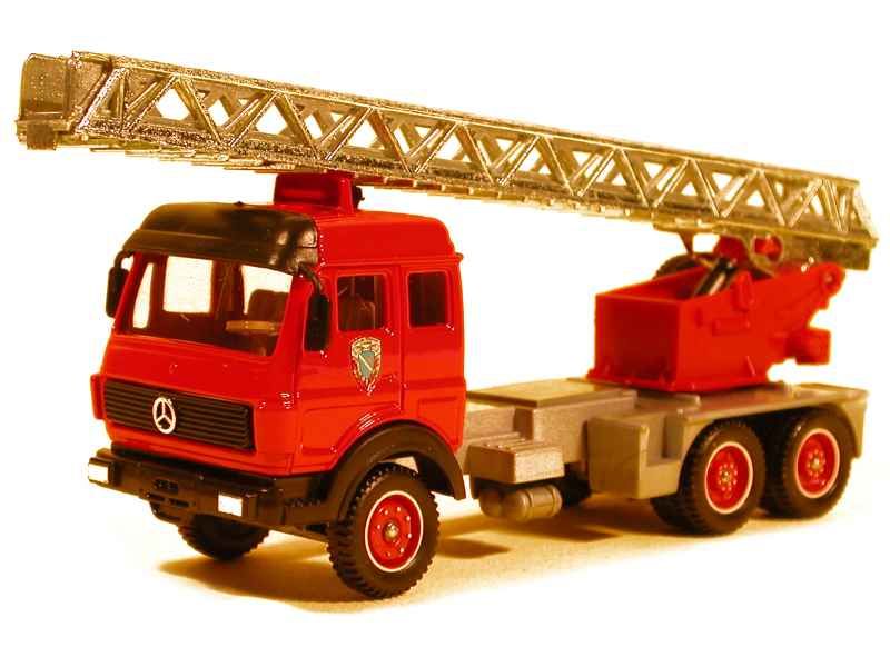 26997 Mercedes Echelle Pompiers