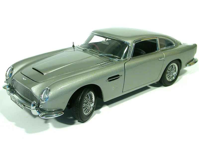 27225 Aston Martin DB5 James Bond 007