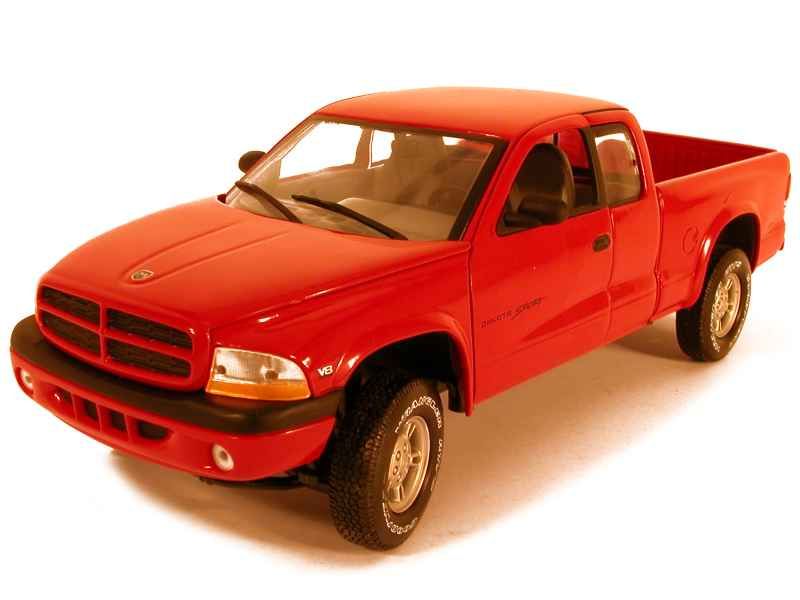 30833 Dodge Dakota Pick-Up