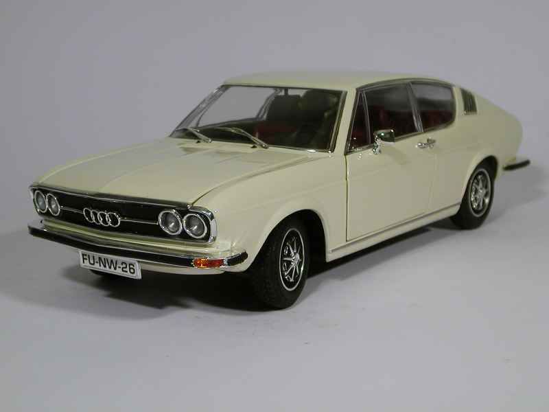 32451 Audi 100 Coupé S 1969