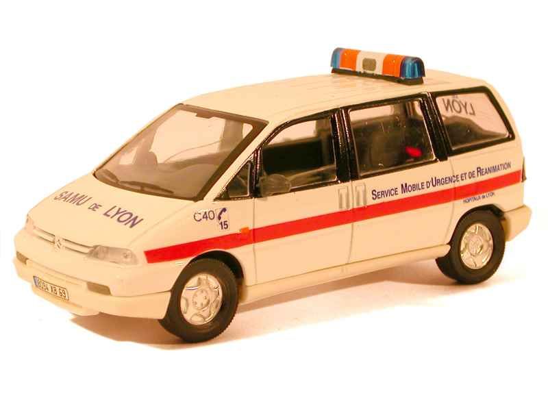 37241 Citroën Evasion Ambulance