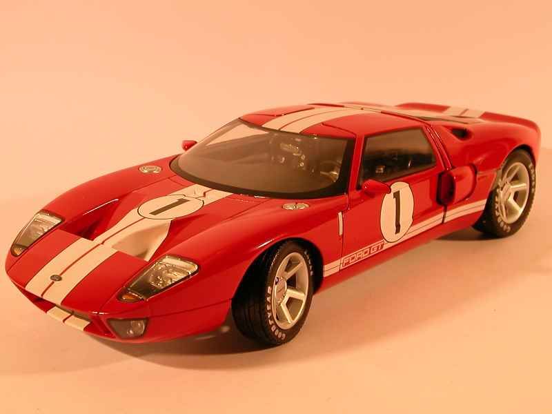 38184 Ford GT Concept 2004