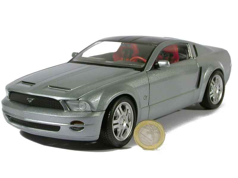 38579 Ford Mustang GT Coupé Concept 2003
