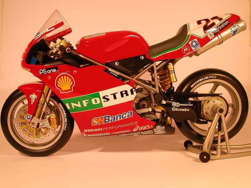 38740 Ducati 996R WSB 2001
