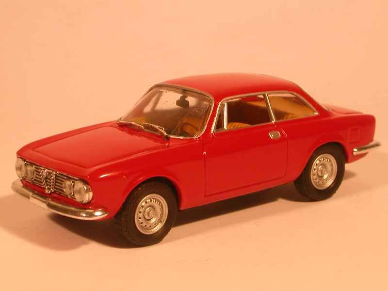 39392 Alfa Romeo 2000 GTV 1971