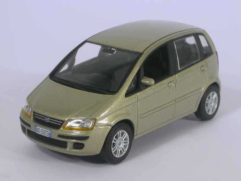 40008 Fiat Idea 2003