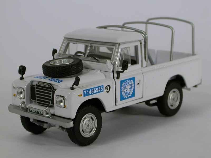 41070 Land Rover 109 Pick-Up