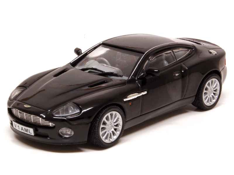 43768 Aston Martin V12 Vanquish 2002