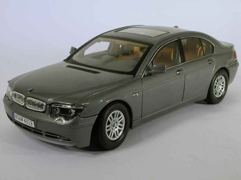 44571 BMW 745i/ E65 2002