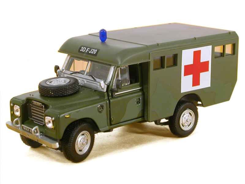 46060 Land Rover 109 Ambulance Militaire