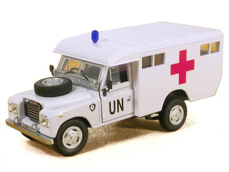 46061 Land Rover 109 Ambulance UN