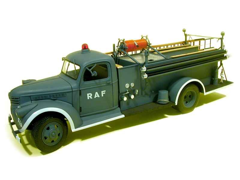 47975 Chevrolet Pumper Fire Truck 1941