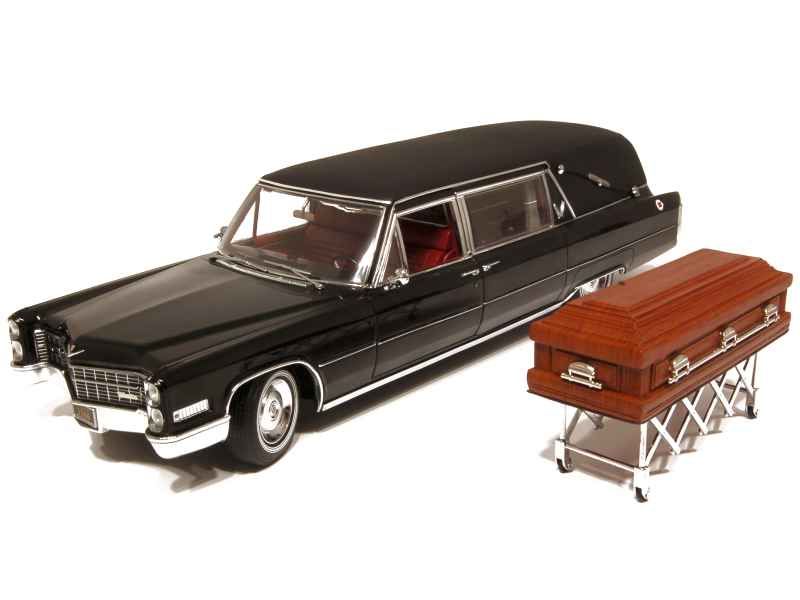 50104 Cadillac Limousine Hearse 1966