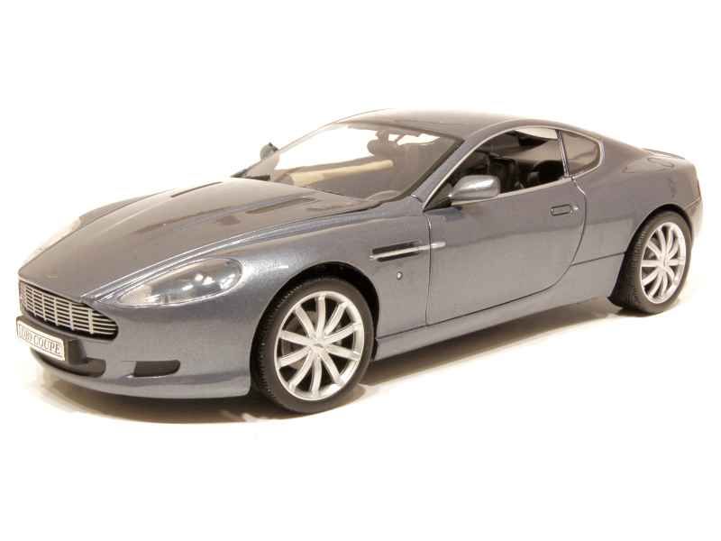 62242 Aston Martin DB9 2004