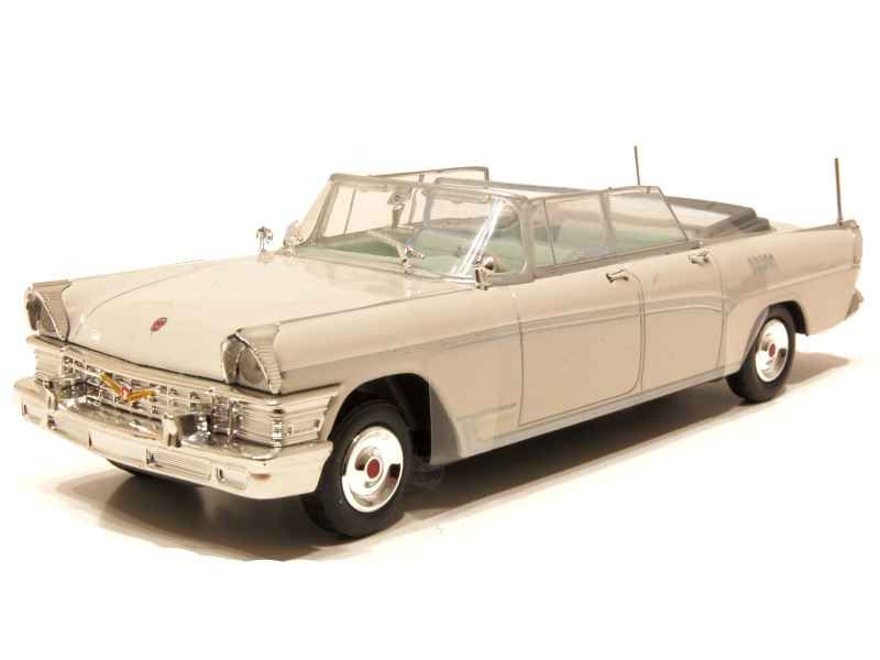 65827 Zil 111-V Limousine 1966