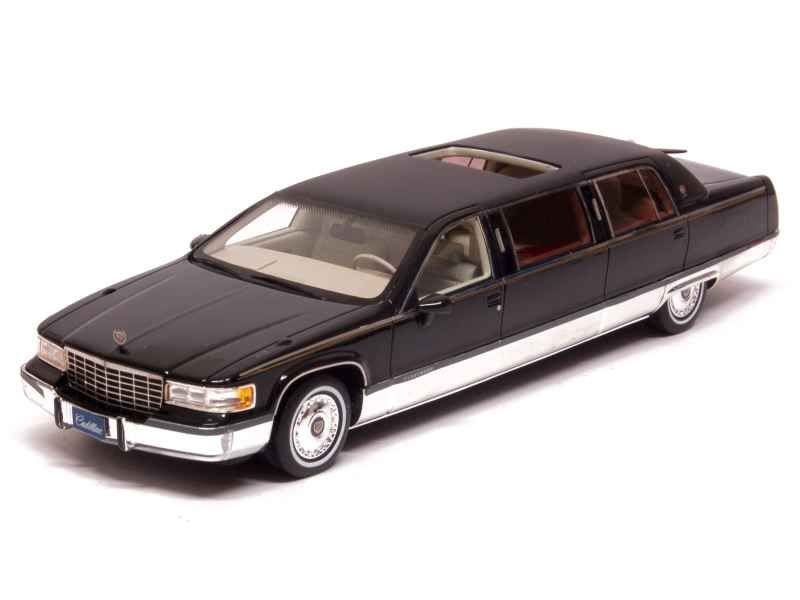 77420 Cadillac Fleetwood Limousine 1995