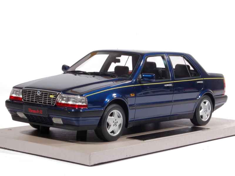 78818 Lancia Thema 8.32 1992