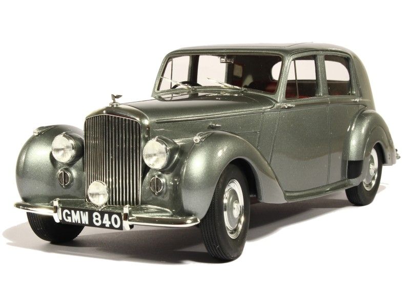 81785 Bentley MKVI Saloon 1952