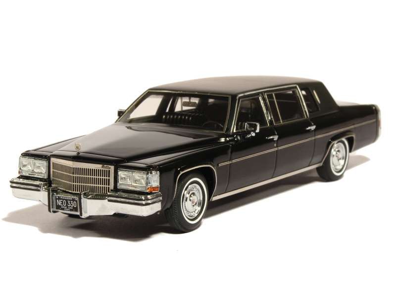 81935 Cadillac Fleetwood Formal Limousine 1980