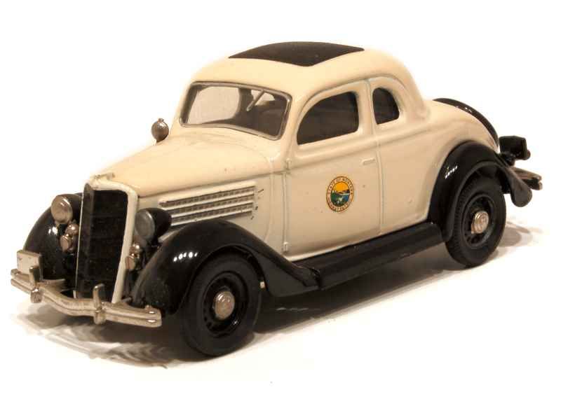 8223 Ford Type 48 Coupé Police 1935