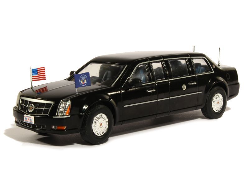 83138 Cadillac DTS Presidential Limousine 2009
