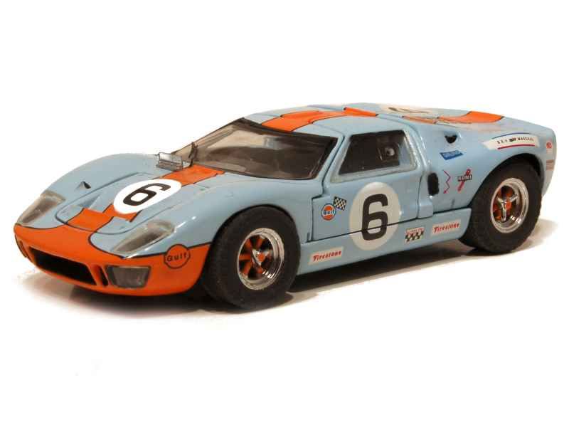 9695 Ford GT 40 Le Mans 1969