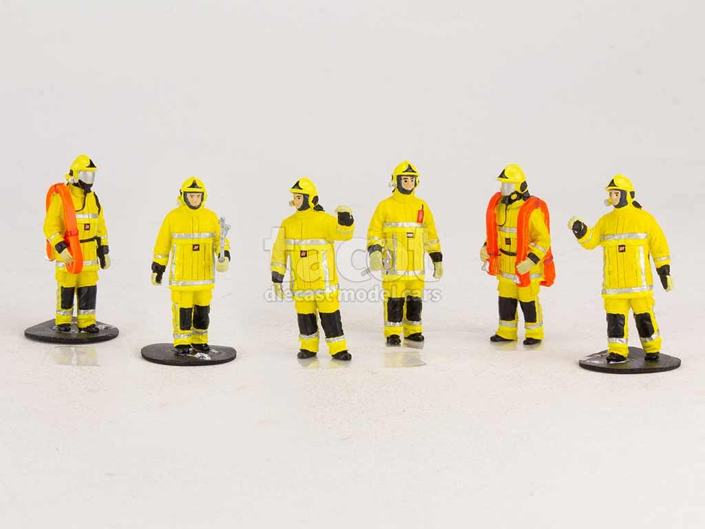 99210 Divers Figurines Pompiers