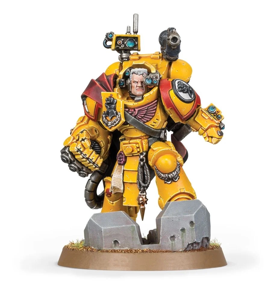 Warhammer 40k Imperial Fists Captain Tor Garadon NEW in BOX