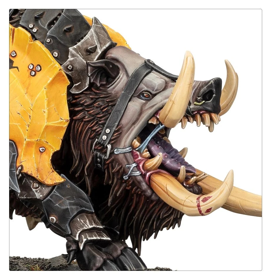 GW 1560 Orruk Warclans Tuskboss on Maw-Grunta